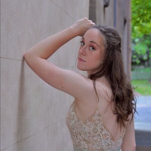 Meet your Posher, Sadie